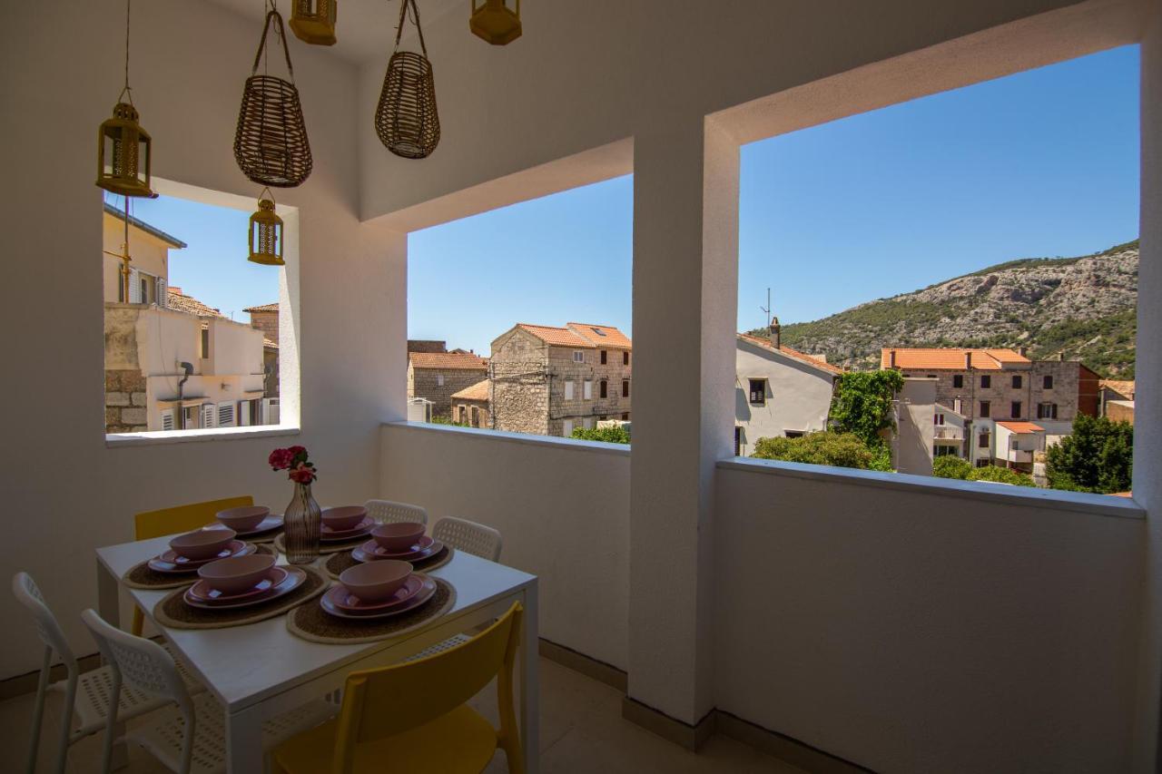 Apartments Mali Raj Komiža 外观 照片