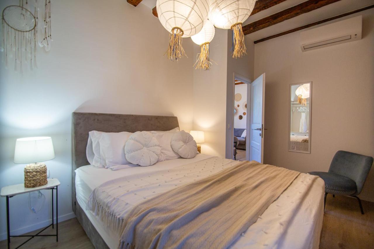 Apartments Mali Raj Komiža 外观 照片