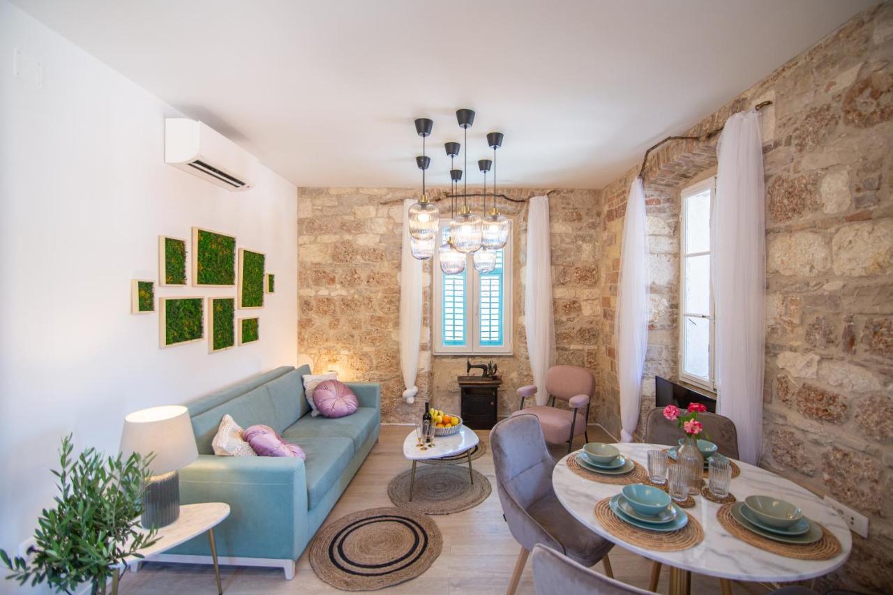 Apartments Mali Raj Komiža 外观 照片